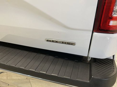 Used 2016 Ford F150 XLT image 30