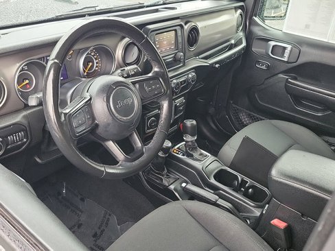 Certified 2020 Jeep Wrangler Sport image 3