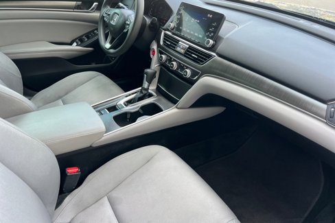 Used 2019 Honda Accord LX image 12