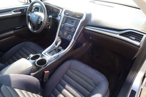 Used 2013 Ford Fusion SE image 10