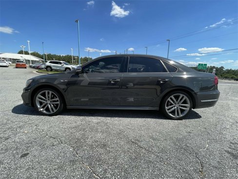 Used 2018 Volkswagen Passat 2.0T R-Line image 6