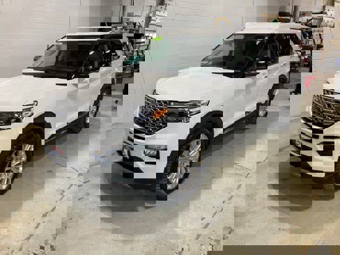 Used 2020 Ford Explorer Limited image 1