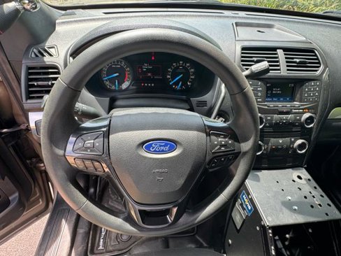 Used 2018 Ford Explorer 4WD Police Interceptor image 19