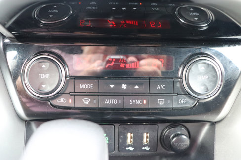 Used 2024 Mitsubishi Eclipse Cross SE image 33
