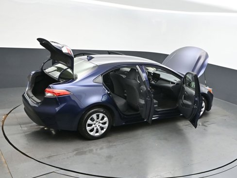 Used 2023 Toyota Corolla LE image 42