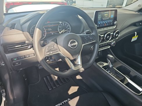 New 2025 Nissan Sentra SV image 6