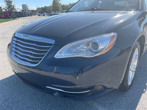 Used 2013 Chrysler 200 Touring image 41