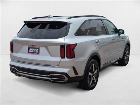 Used 2022 Kia Sorento S w/ Panoramic Sunroof Package image 5