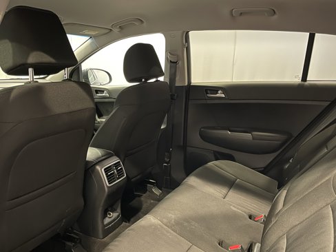 Used 2021 Kia Sportage LX image 24
