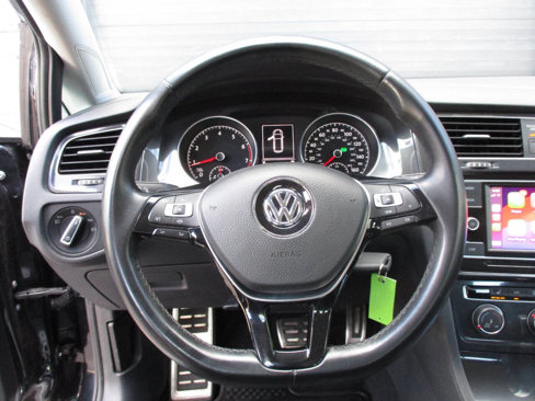 Used 2019 Volkswagen Golf Alltrack S image 31