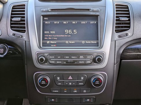 Used 2014 Kia Sorento SX w/ 3rd Row Package image 17