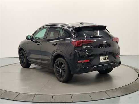 Used 2024 Buick Encore GX Sport Touring image 5