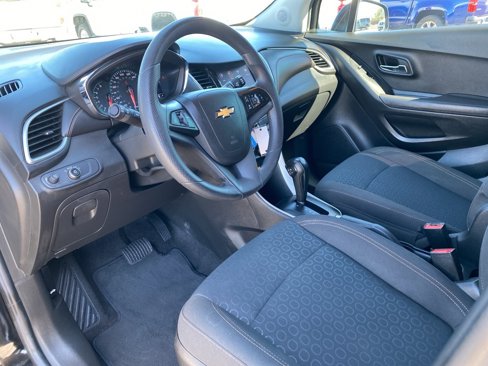 Used 2020 Chevrolet Trax LS w/ Tint and Cruise Package image 17