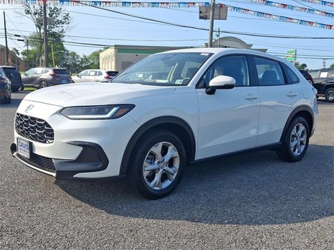 Certified 2025 Honda HR-V LX image 3