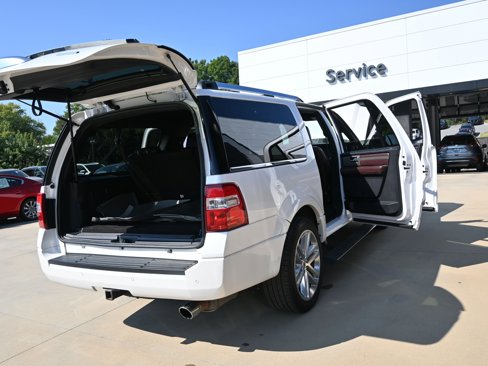 Used 2017 Ford Expedition EL Platinum image 14