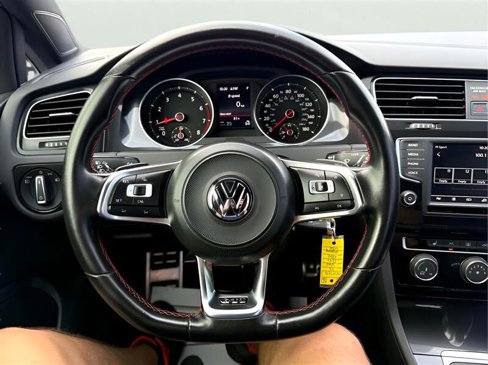 Used 2017 Volkswagen GTI S image 11