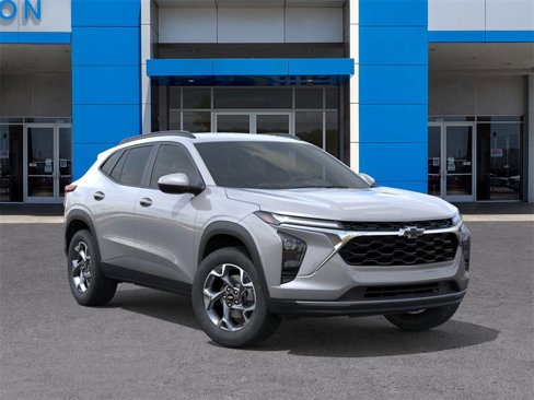 New 2025 Chevrolet Trax LT w/ Driver Confidence Package image 7