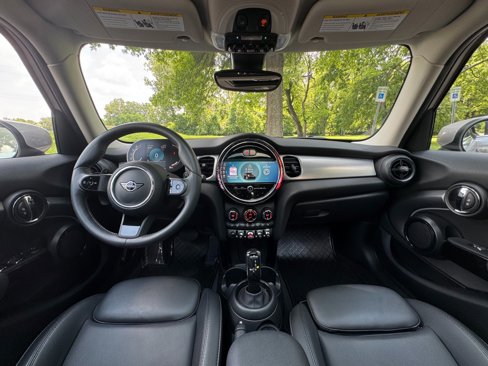 Used 2022 MINI Cooper S w/ Premium Package image 52