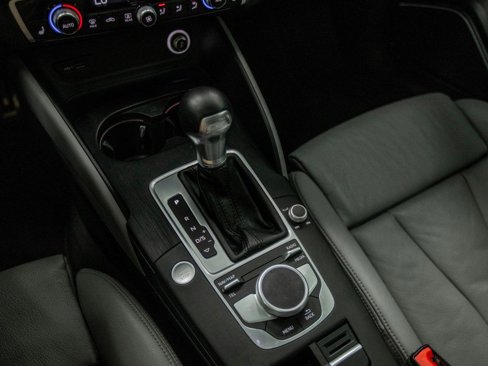 Used 2018 Audi A3 e-tron Premium Plus w/ Technology Package image 21