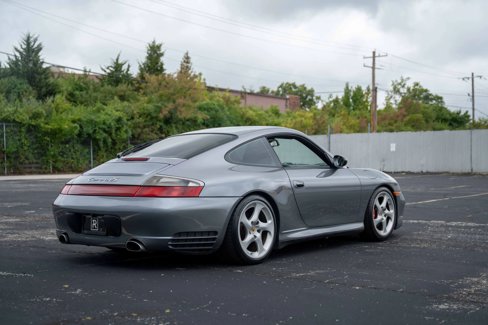 Used 2003 Porsche 911 Carrera 4S image 10