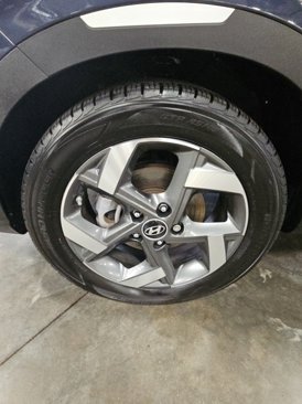 Used 2021 Hyundai Venue image 43