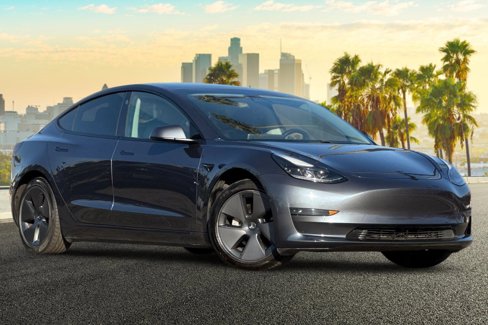 Used 2021 Tesla Model 3 Standard Range Plus image 2