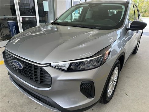 Used 2023 Ford Escape Active image 3