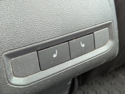 Certified 2021 Volkswagen Jetta SE w/ SE Cold Weather Package image 20