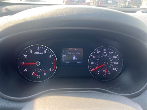Used 2017 Kia Sportage EX image 10