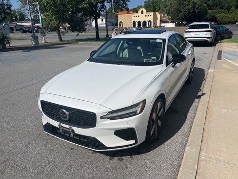 Used 2024 Volvo S60 T8 Plus w/ Climate Package image 51