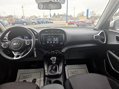 Used 2021 Kia Soul LX image 12
