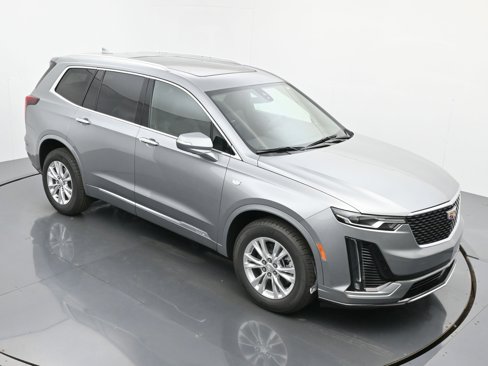 New 2025 Cadillac XT6 Luxury image 29