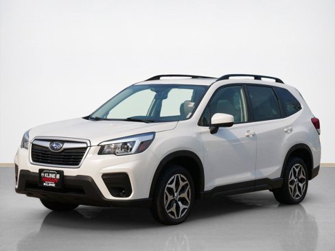 Used 2020 Subaru Forester Premium image 3