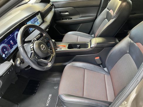 Used 2025 Nissan Kicks SR image 20