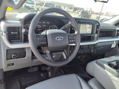 New 2023 Ford F350 XL image 3