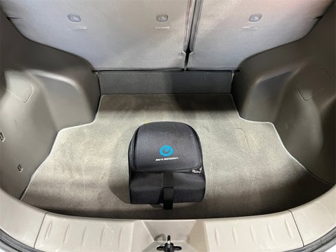 Used 2017 Nissan Leaf SV image 6