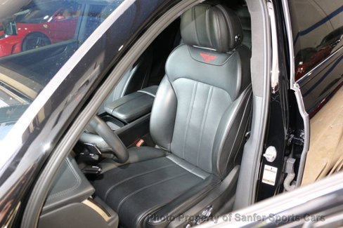 Used 2019 Bentley Bentayga image 30