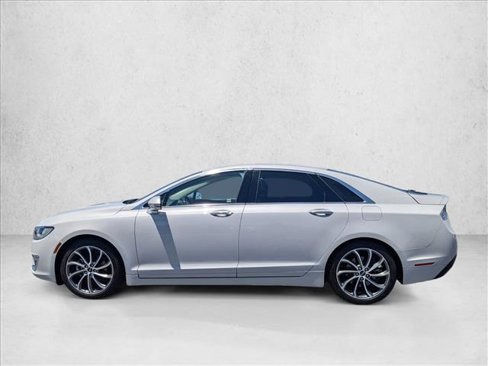 Used 2019 Lincoln MKZ Reserve w/ Reserve Plus Package image 9