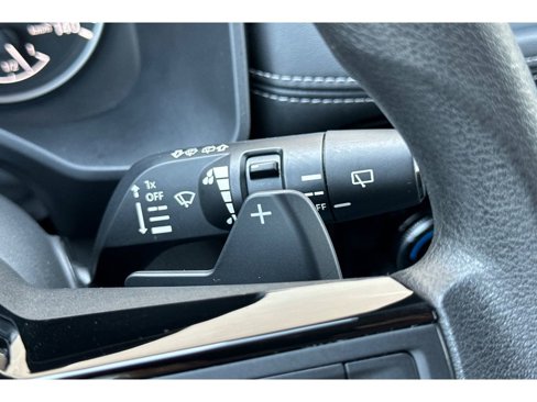 Used 2022 Nissan Rogue SV image 37