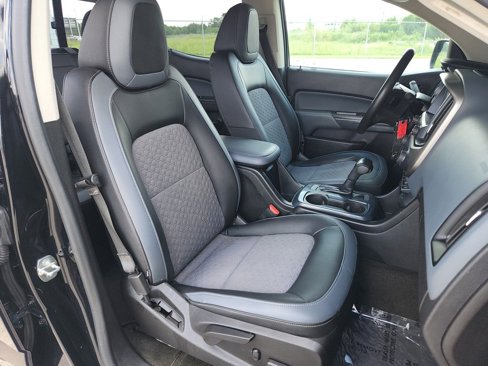 Used 2017 Chevrolet Colorado Z71 image 14