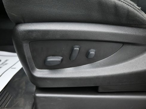 Used 2018 Chevrolet Silverado 1500 LT w/ All Star Edition image 9