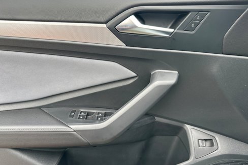 New 2025 Volkswagen Jetta SE image 10