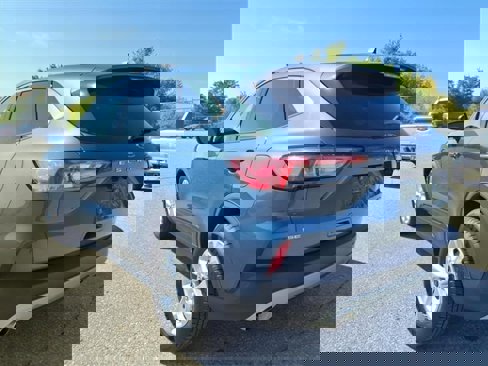 Certified 2020 Ford Escape SE image 8