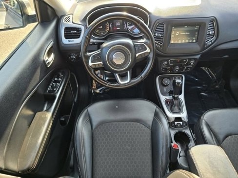 Used 2020 Jeep Compass Latitude w/ Cold Weather Group image 3