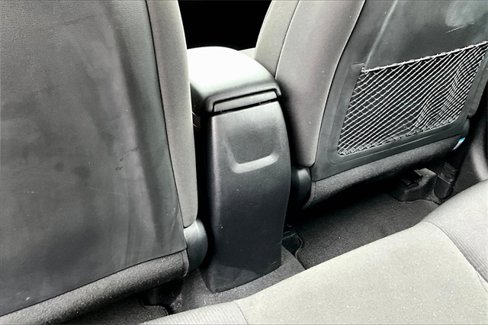 Used 2022 Hyundai Venue SEL image 28