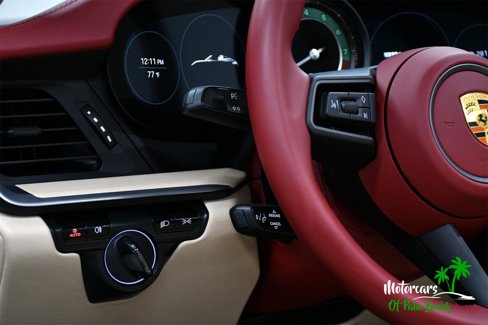 Used 2021 Porsche 911 Targa 4S Heritage Design image 31