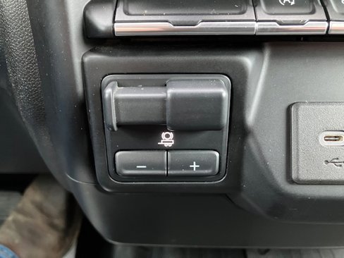 Used 2021 GMC Sierra 1500 SLE image 25