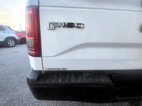 Used 2017 Ford F150 XL w/ Equipment Group 101A Mid image 10