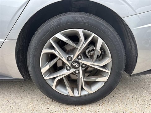 Used 2020 Hyundai Sonata SEL w/ Convenience Package image 3