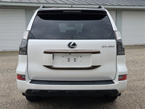 Used 2023 Lexus GX 460 image 6